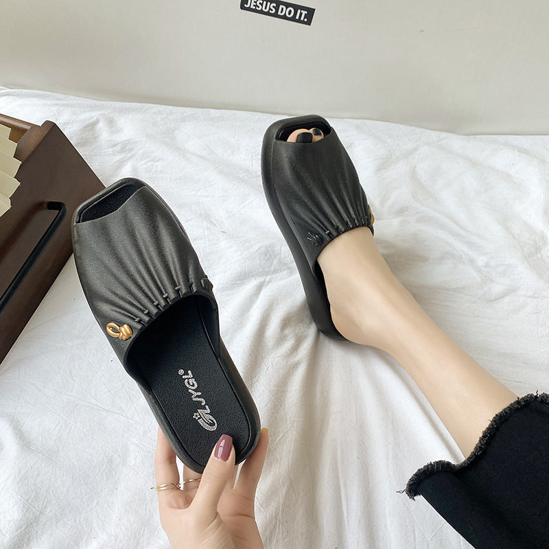 Mules femme – design plissé et allure moderne