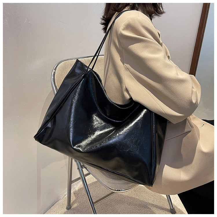 Sac cabas rétro – élégance souple et allure européenne