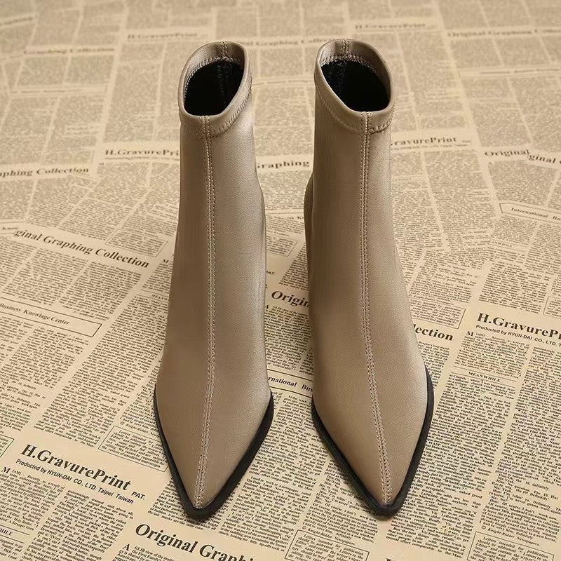 Bottes féminines tendance – Élégance au quotidien et design féminin