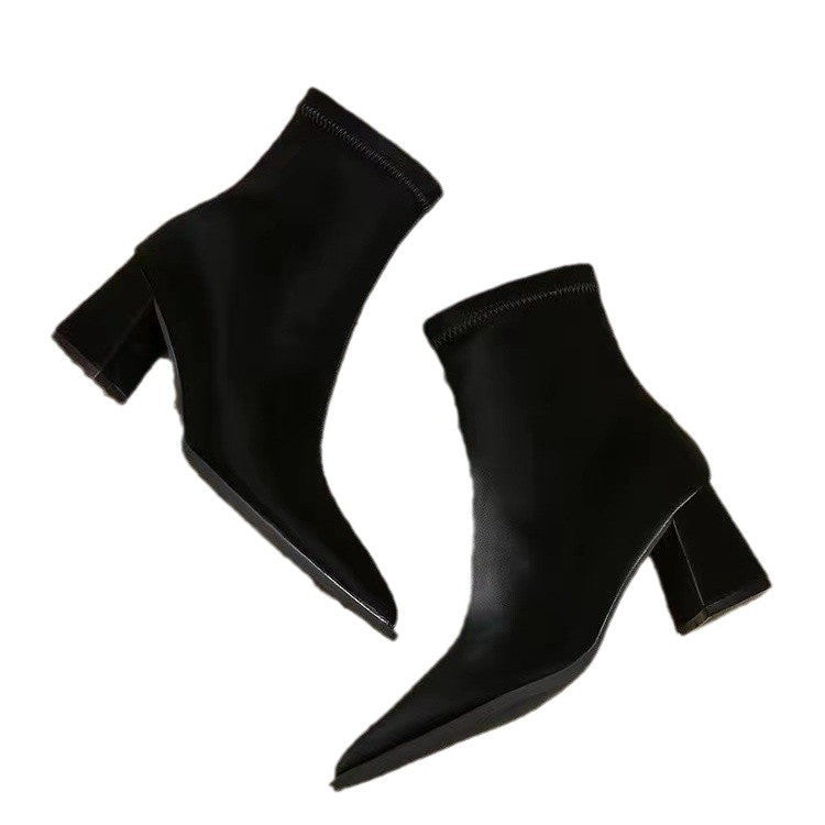 Bottes féminines tendance – Élégance au quotidien et design féminin