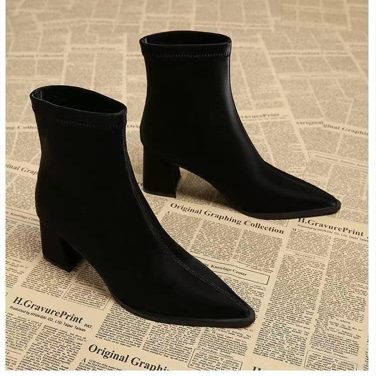 Bottes féminines tendance – Élégance au quotidien et design féminin
