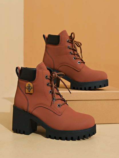 Bottines à Lacets et Talon Bloc
