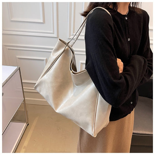 Sac cabas rétro – élégance souple et allure européenne