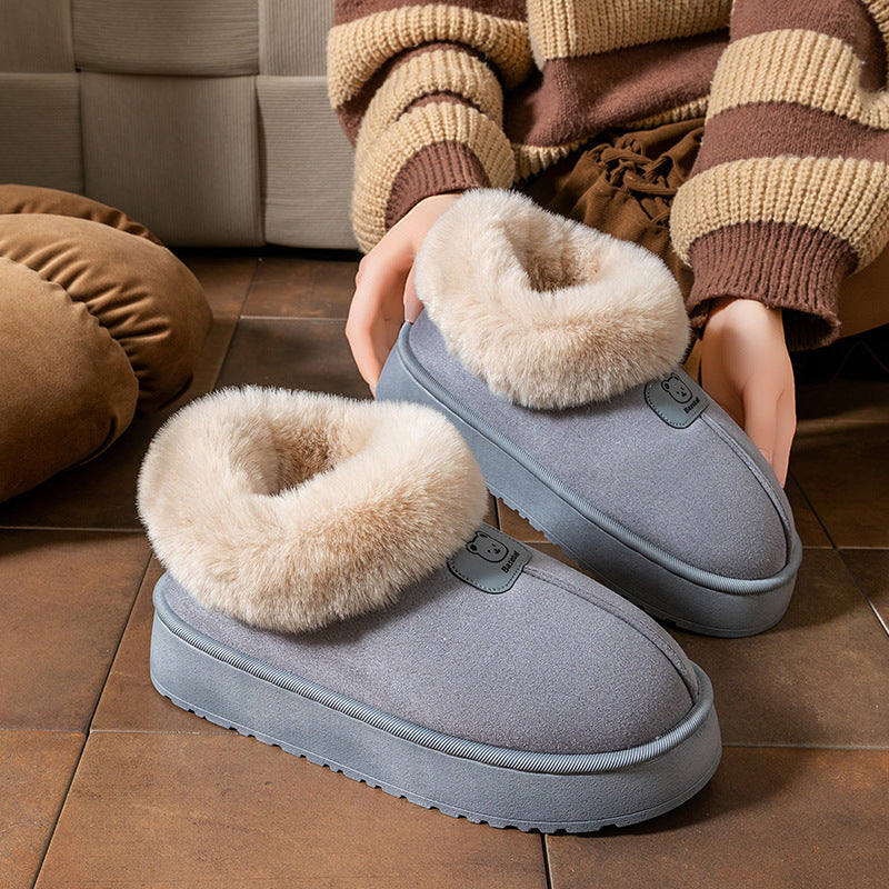 Pantoufles douillettes – intérieur moelleux et design hivernal