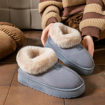 Pantoufles douillettes – intérieur moelleux et design hivernal